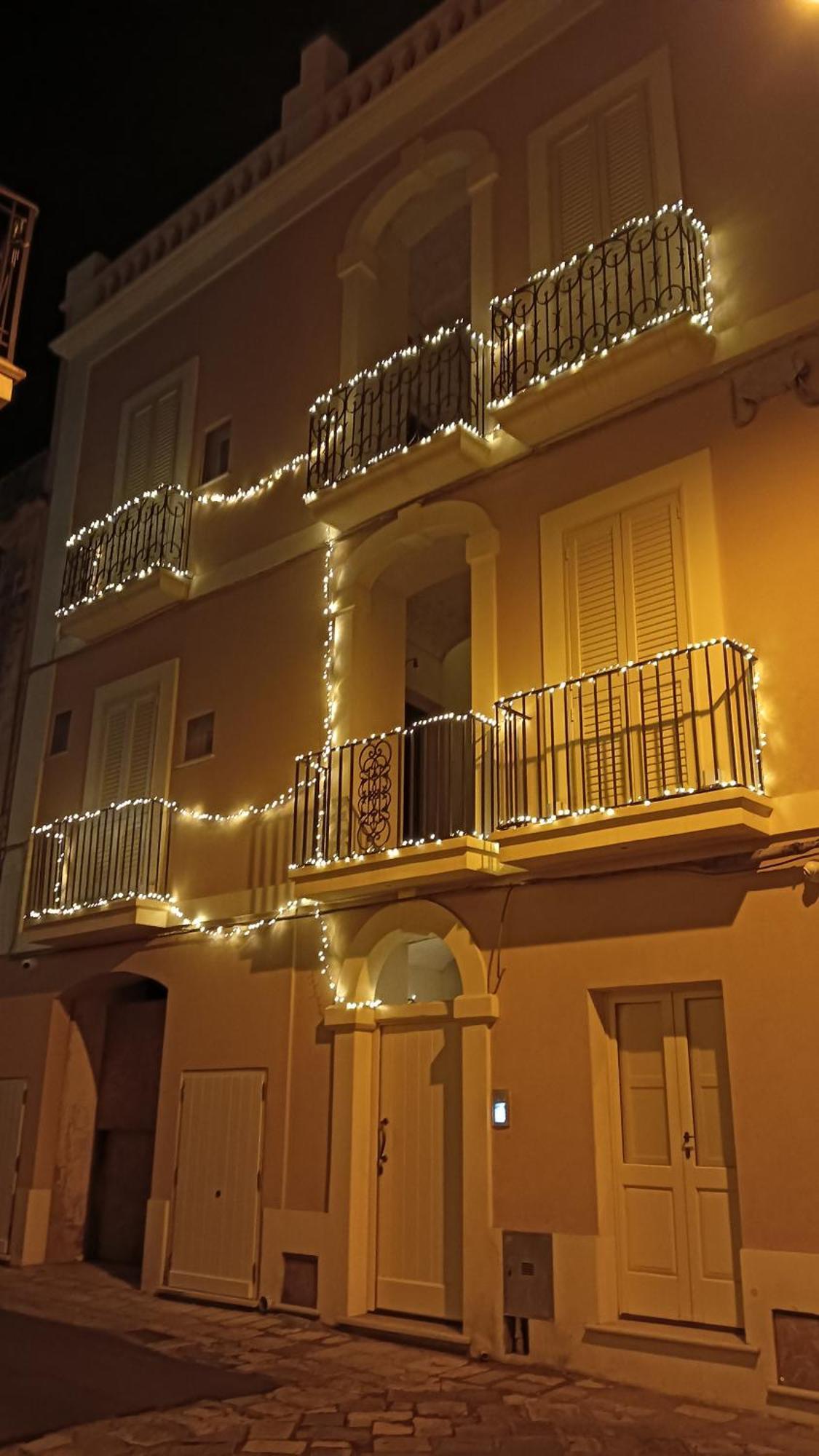 Palazzo Ferilli Alfonso Bed & Breakfast Ruffano Exterior photo